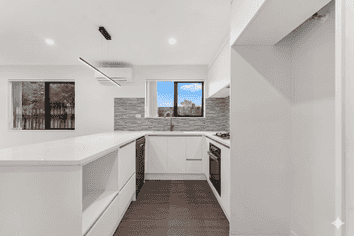 37D Clarkson Crescent, Otara