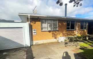 690B Richardson Road, Mount Roskill
