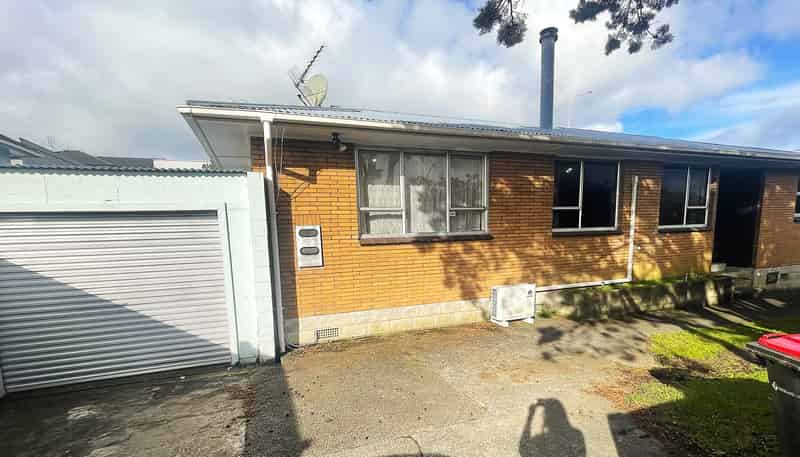 690B Richardson Road, Mount Roskill