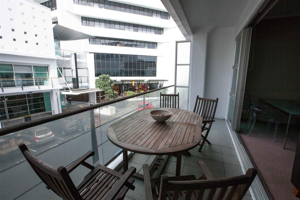 PRINCES WHARF - SPACIOUS APARTMENT - CLEAN AND COMFORTABLE - Widok 3