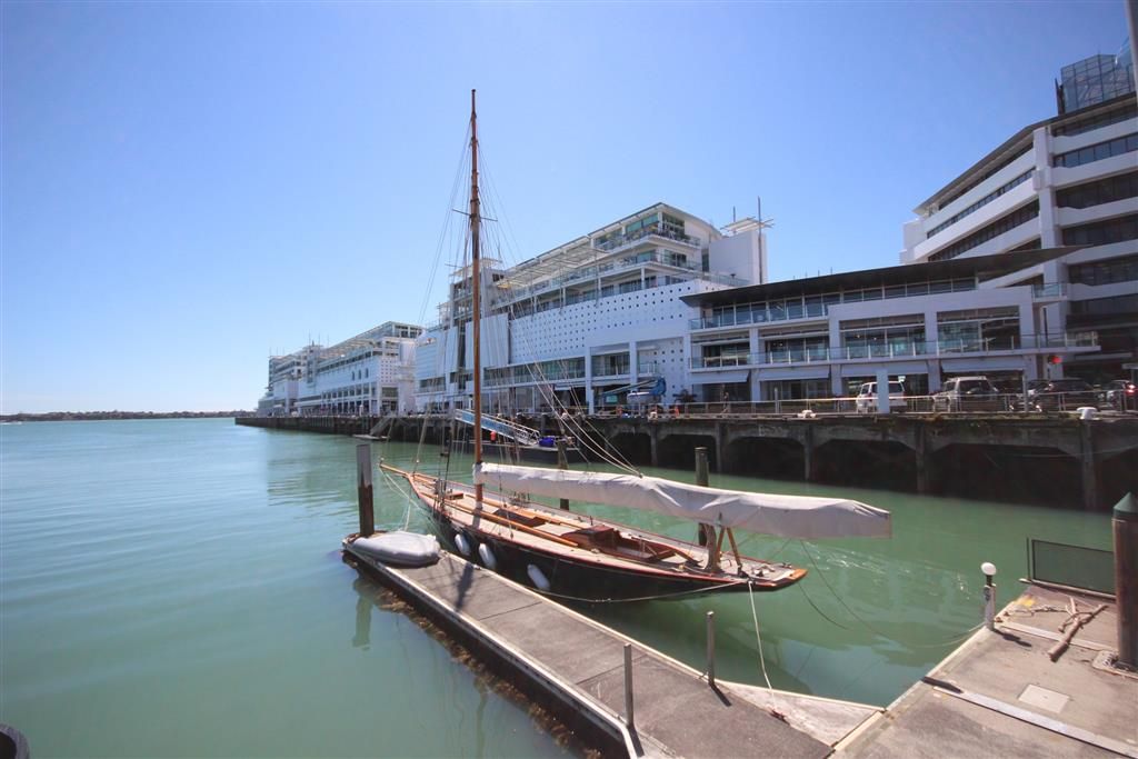 PRINCES WHARF - SPACIOUS APARTMENT - CLEAN AND COMFORTABLE - Widok 2