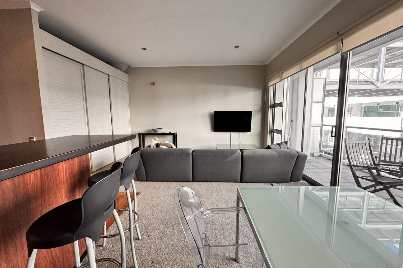 PRINCES WHARF - SPACIOUS APARTMENT - CLEAN AND COMFORTABLE - Widok 4