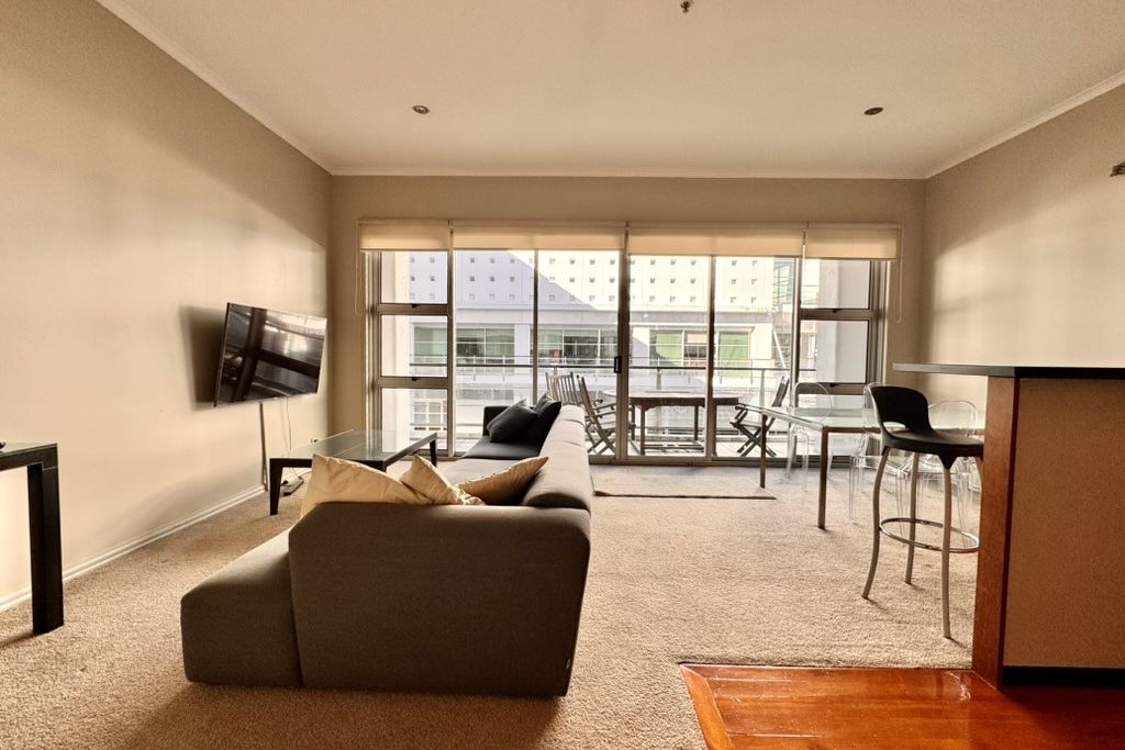 PRINCES WHARF - SPACIOUS APARTMENT - CLEAN AND COMFORTABLE - Widok 6