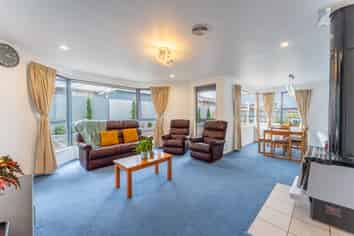4 Miro Street, Glenwood