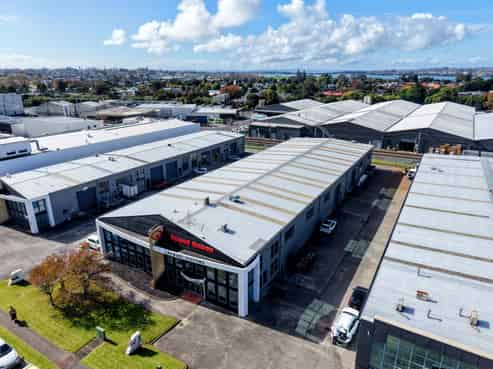 1097sqm premium industrial facility - St Johns