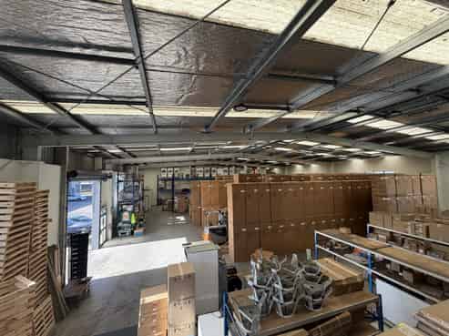 1097sqm premium industrial facility - St Johns