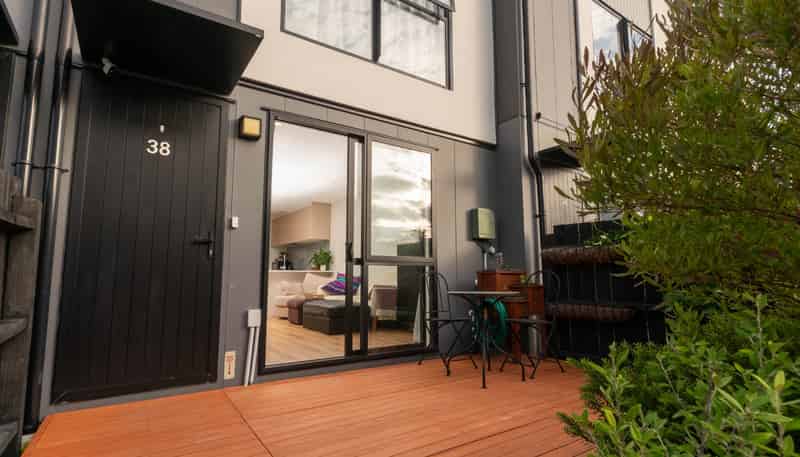 38 Hinonga Loop, Silverdale