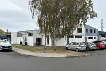 For lease – Versatile Havelock North warehouse
