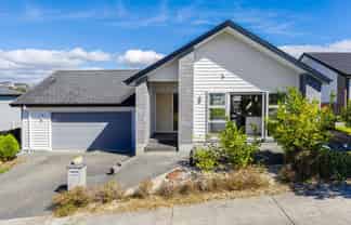 3 Kaipuke Crescent, Gulf Harbour