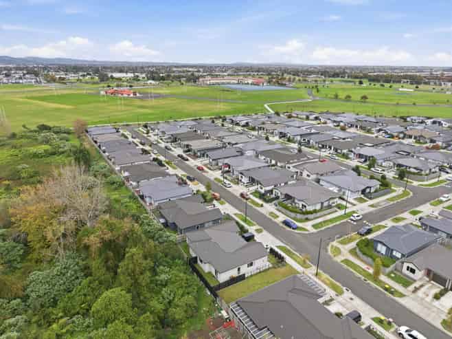 31 Harore Road, Takanini