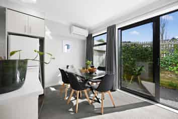 2/25 Thackeray Street, Hamilton Lake