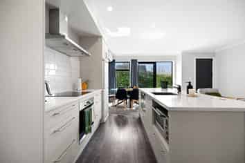 2/25 Thackeray Street, Hamilton Lake