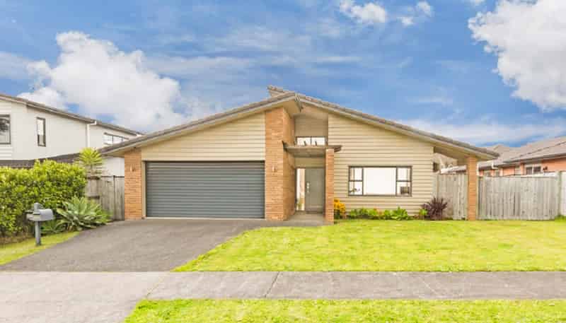 10 Speyside Crescent, Flat Bush