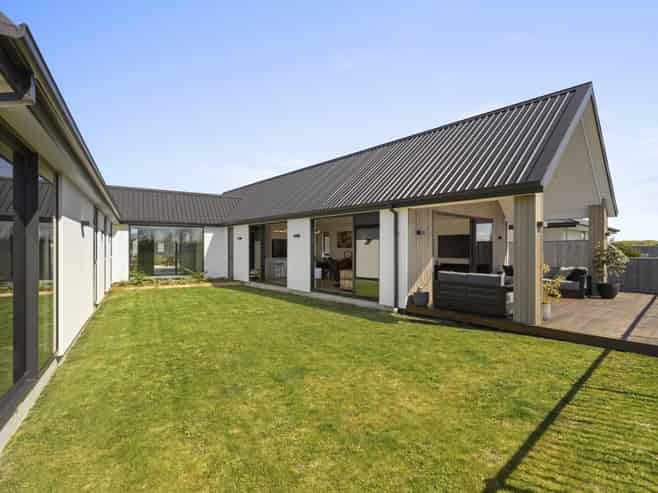69 Te Hurunui Drive, Pegasus
