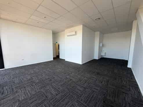 First Floor Offices - Riccarton Road