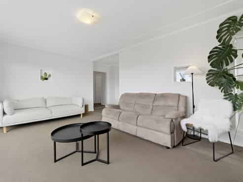 74 Queen Road, Bellevue
