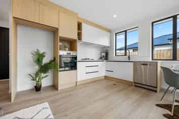 2/17 Bolmuir Road, Forest Lake