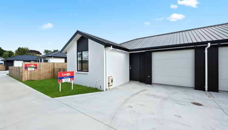 2/17 Bolmuir Road, Forest Lake