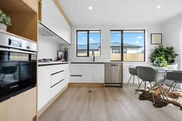 2/17 Bolmuir Road, Forest Lake
