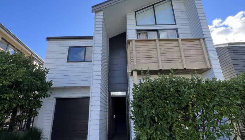 12 Teal Way, Hobsonville