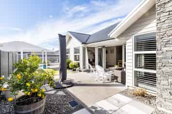 4 Ruahine Road, Poraiti
