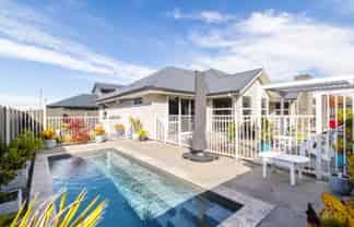 4 Ruahine Road, Poraiti