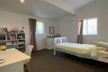 467 Whangaparaoa Road, Stanmore Bay