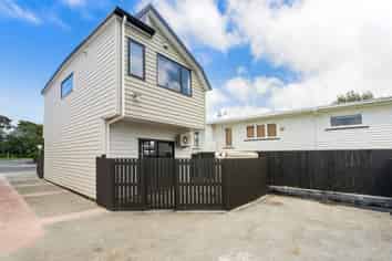 8/59 Godley Road, Green Bay