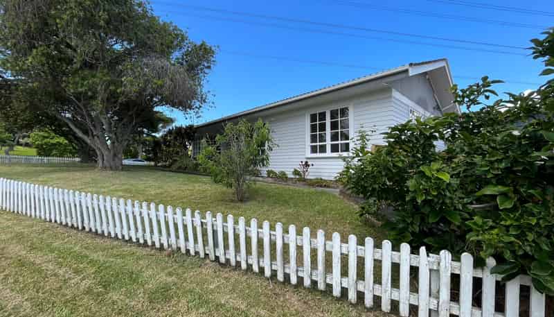 51 The Avenue, Lynfield