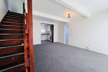 10 Waiwera Crescent, Maupuia