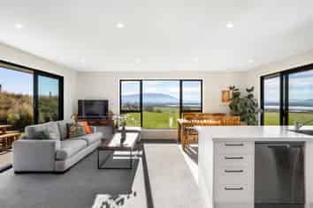 237 Baker Road, Waihola
