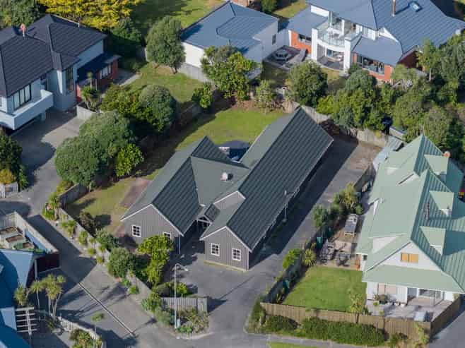 14 Olliver Grove, Waikanae Beach