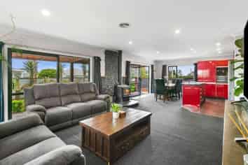7 Antonio Street, Stratford