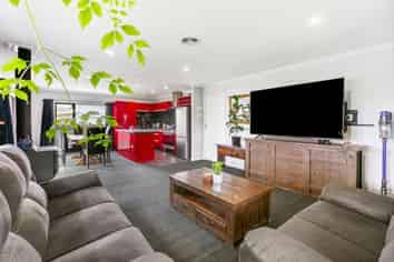 7 Antonio Street, Stratford