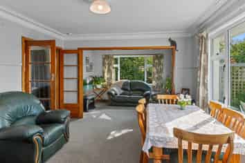 79 Weston Road, Weston