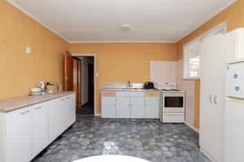 5 Empire Street, Dannevirke