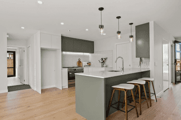 111 McLarin Road, Glenbrook