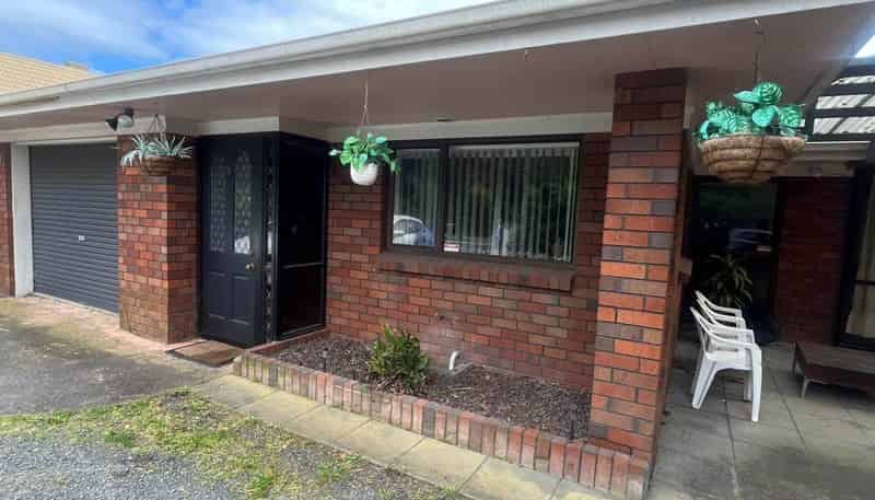 9 Beach Road, Papakura