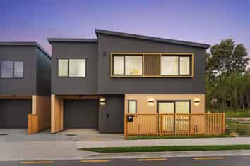 25 Taipahitini Road, Karaka