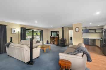 143 Youngson Road, Whakamarama