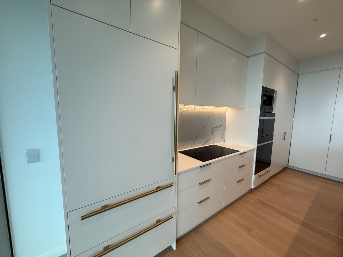 Level 8 Apartment with Loggia at Omana North, Milford - Поглед 6