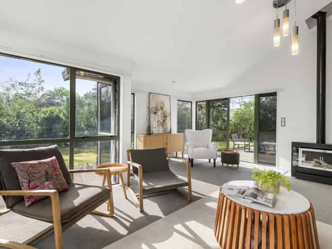 43 Unsworth Drive, Unsworth Heights