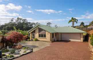43 Unsworth Drive, Unsworth Heights