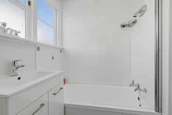 36 Stenhope Crescent, Corstorphine