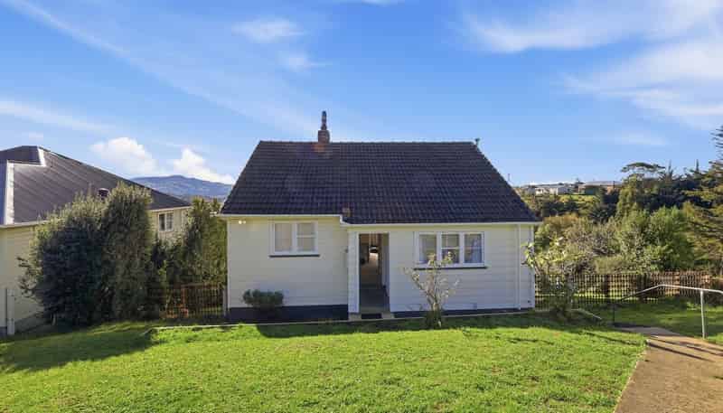 36 Stenhope Crescent, Corstorphine