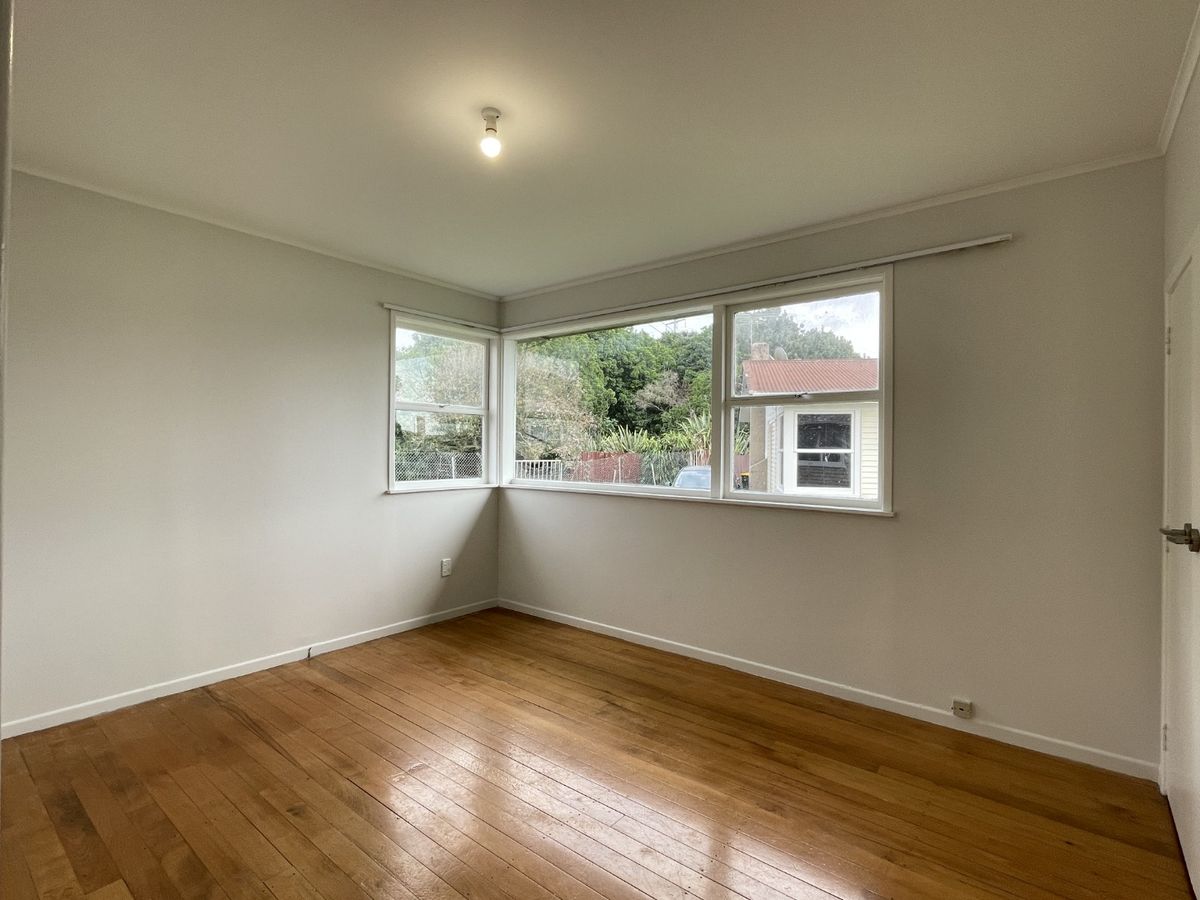 3 BEDROOM - BRAND BATHROOM - LARGE SHED - Widok 6