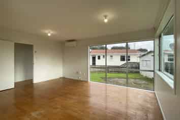 72 Clayton Avenue, Otara