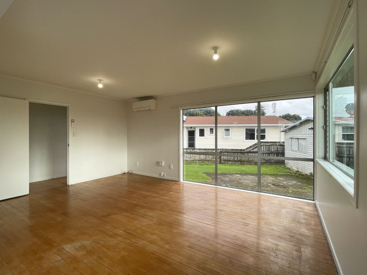 3 BEDROOM - BRAND BATHROOM - LARGE SHED - Widok 5