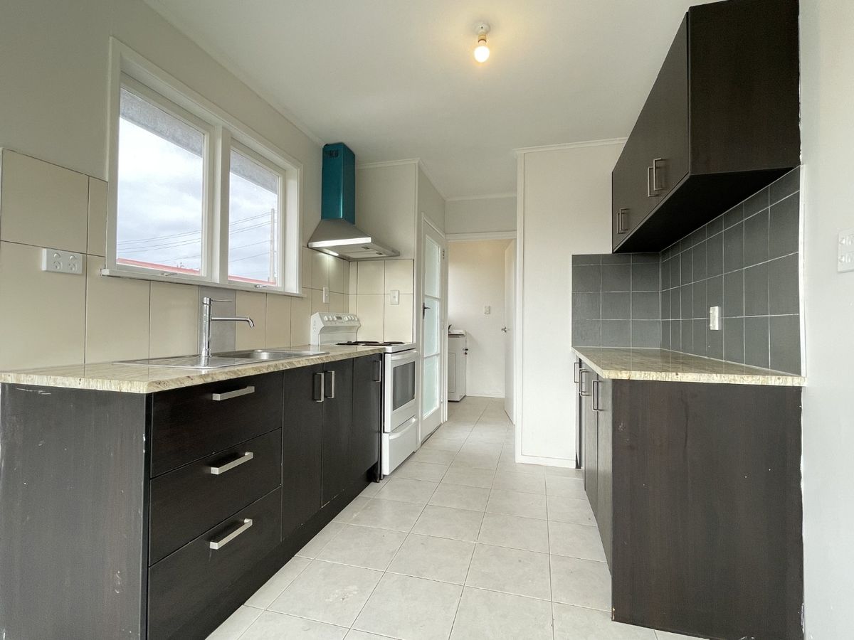 3 BEDROOM - BRAND BATHROOM - LARGE SHED - Widok 3