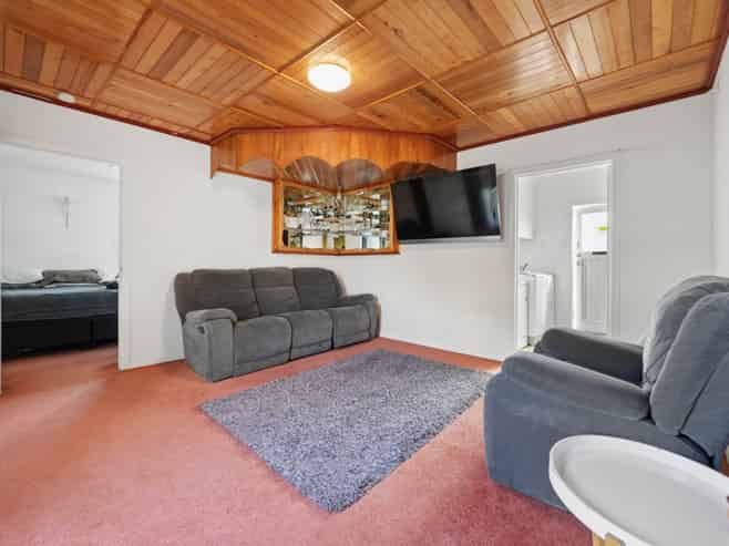 4 Kaweka Street, New Lynn